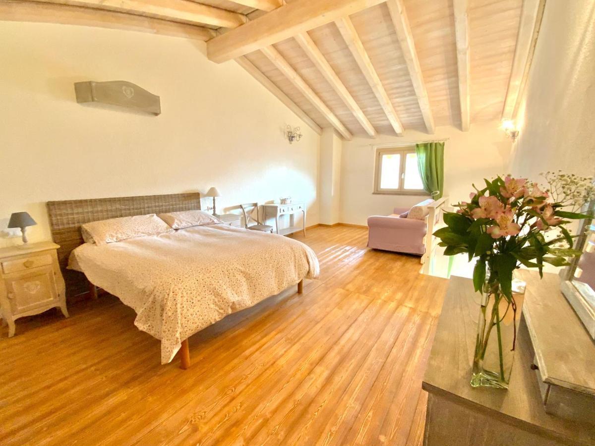 Agriturismo San Lorenzo Di Persegno Villa ตอสโกลาโน มาแดร์โน ภายนอก รูปภาพ