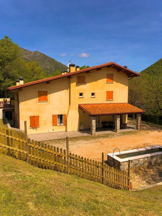 Agriturismo San Lorenzo Di Persegno Villa ตอสโกลาโน มาแดร์โน ภายนอก รูปภาพ